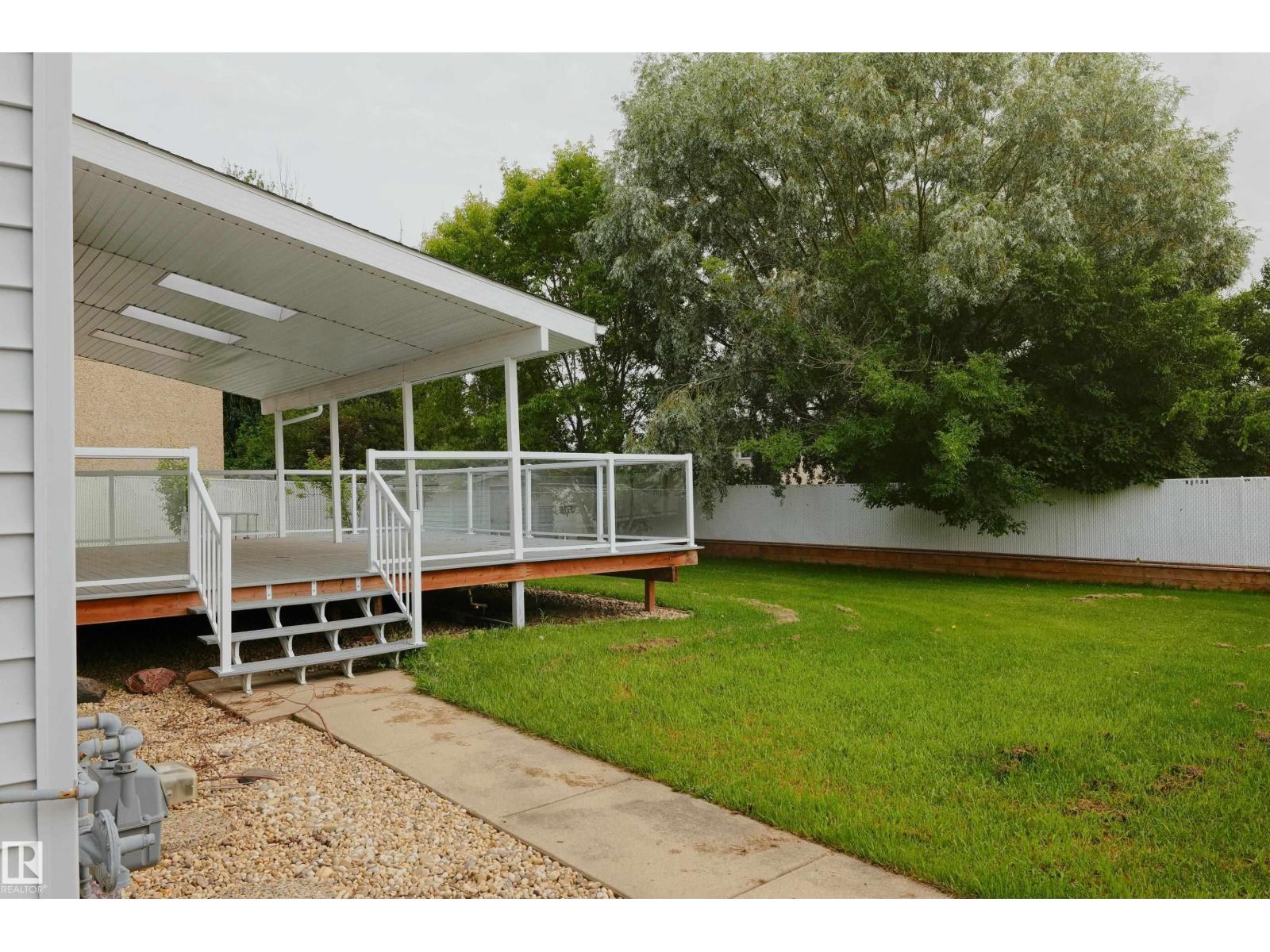 5407 60 Ave - 50