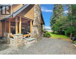 7928 White Duck Rd, Fanny Bay, BC V0R1W0 Photo 32