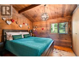 7928 White Duck Rd, Fanny Bay, BC V0R1W0 Photo 43