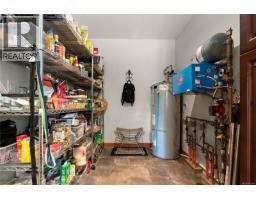 7928 White Duck Rd, Fanny Bay, BC V0R1W0 Photo 24