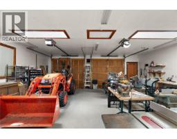 7928 White Duck Rd, Fanny Bay, BC V0R1W0 Photo 47