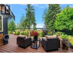 7928 White Duck Rd, Fanny Bay, BC V0R1W0 Photo 33