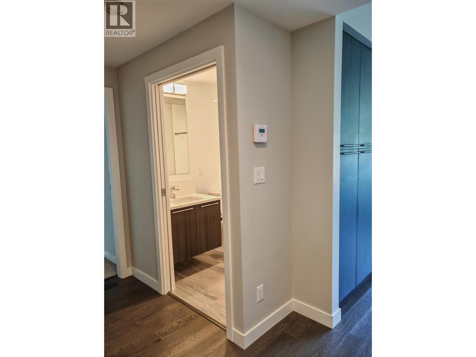 208 5077 CAMBIE STREET, Vancouver
