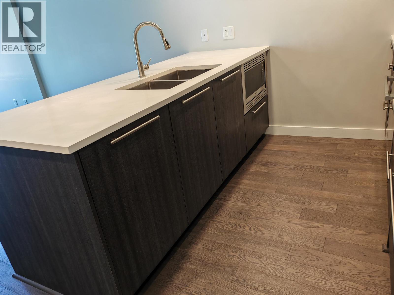 208 5077 CAMBIE STREET, Vancouver