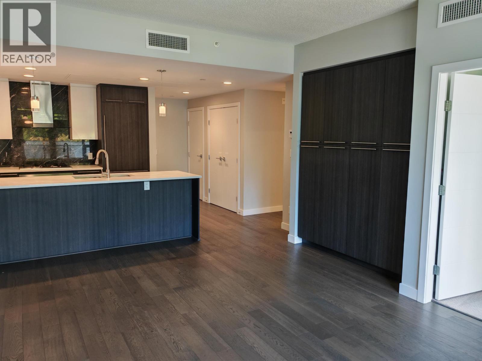 208 5077 CAMBIE STREET, Vancouver