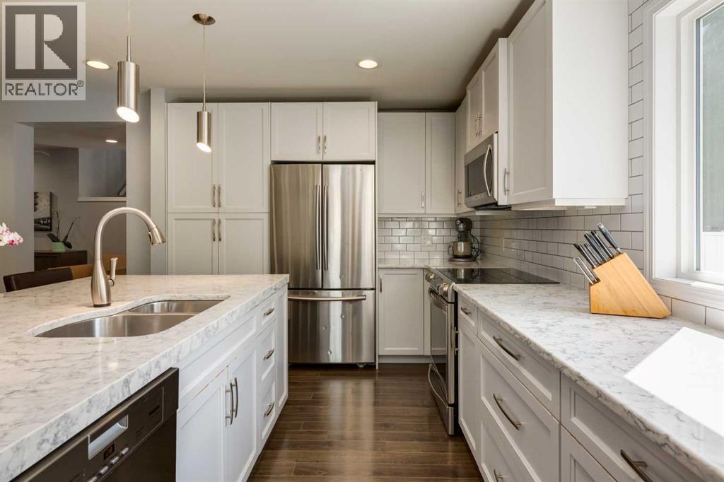 128 Riverwood Close SE - 14