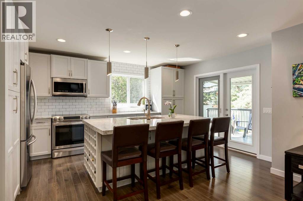 128 Riverwood Close SE - 10