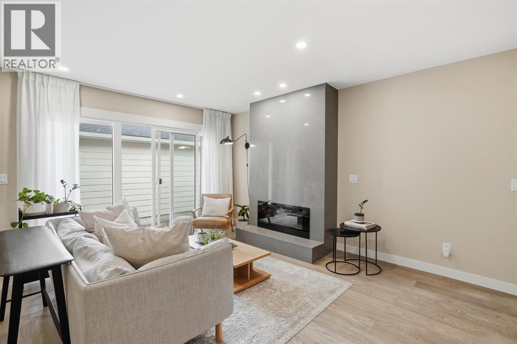 2924 Lathom Crescent SW, Lakeview, Calgary photo 4