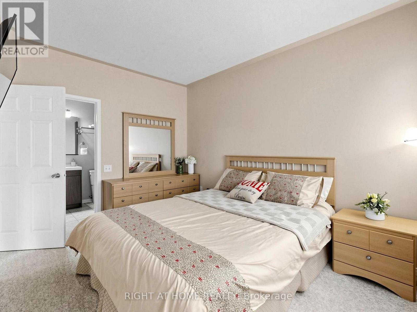 #76 760 LAWRENCE AVENUE W - Image 13