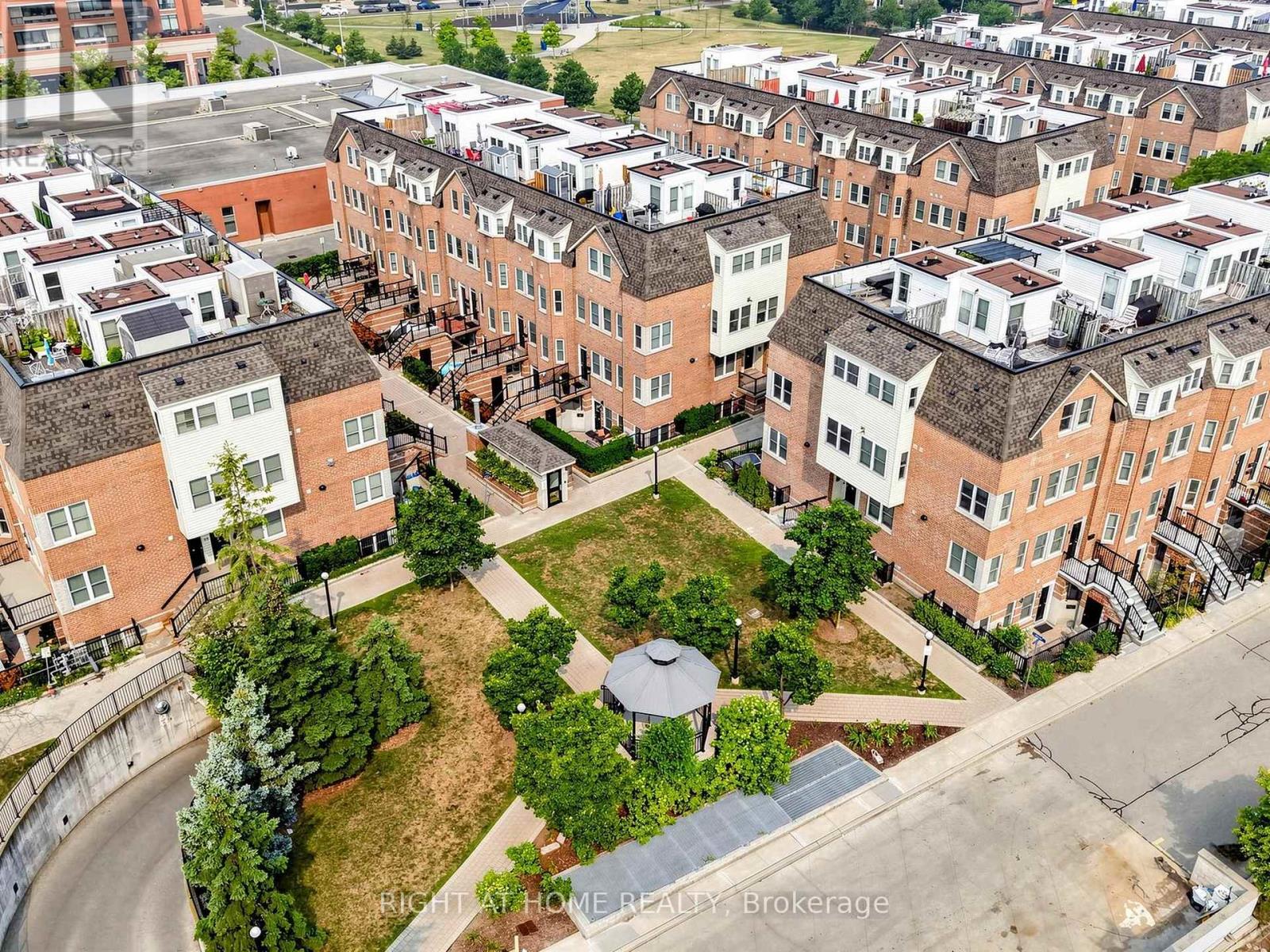 #76 760 LAWRENCE AVENUE W - Image 33