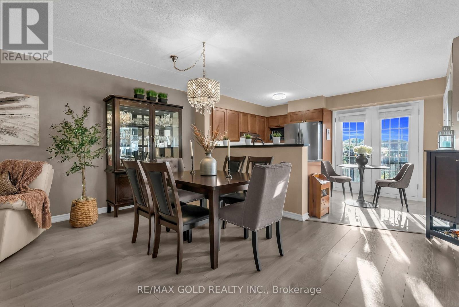 #210 1380 MAIN STREET E - 19