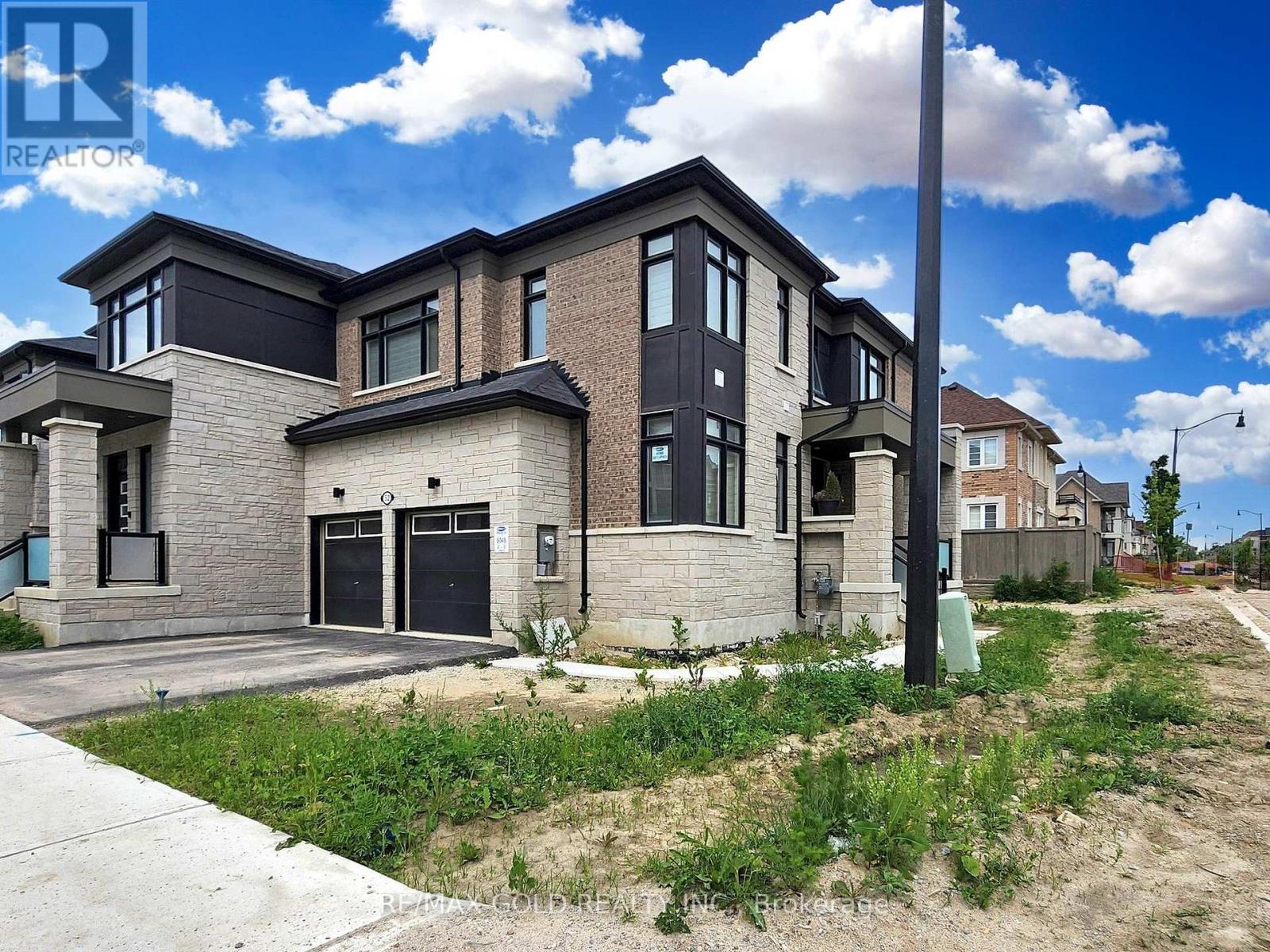 52 KEPPEL CIRCLE - 1
