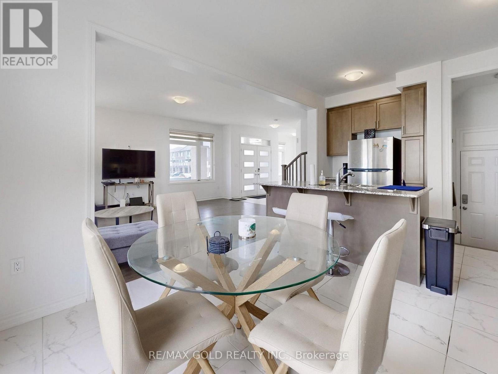 52 KEPPEL CIRCLE - 20