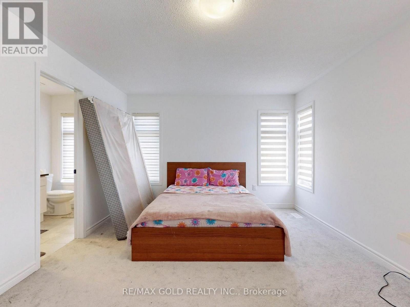 52 KEPPEL CIRCLE - 28