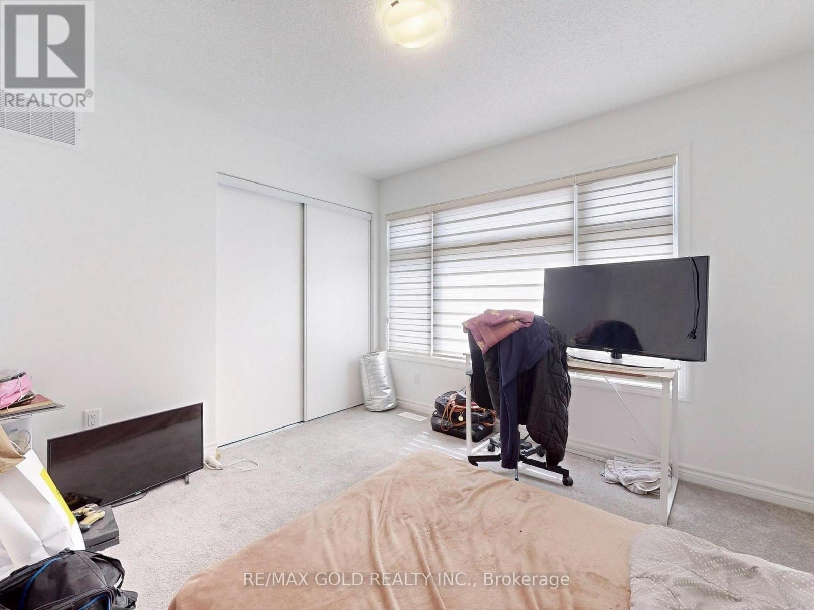 52 KEPPEL CIRCLE - 41