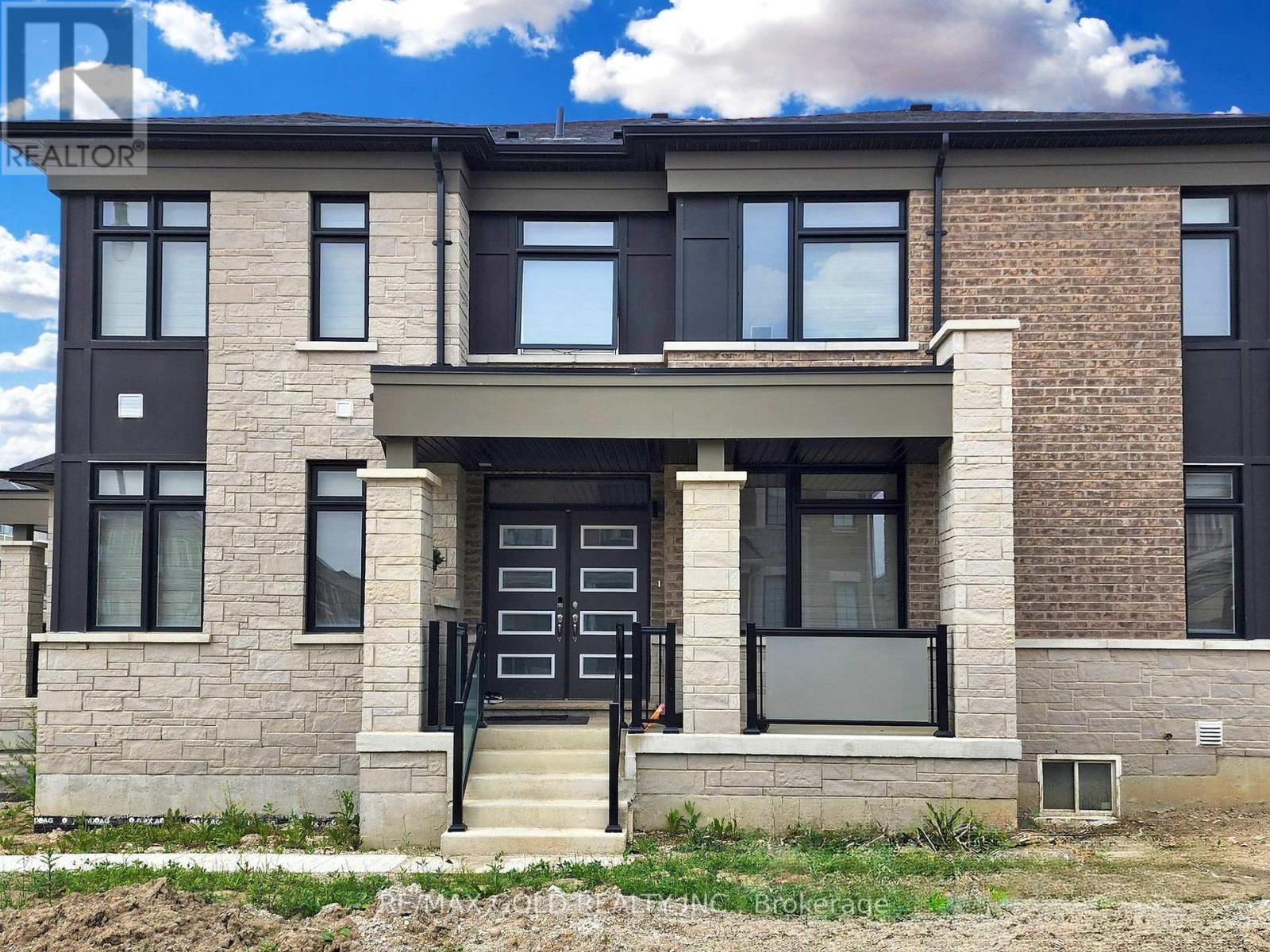 52 KEPPEL CIRCLE - 6