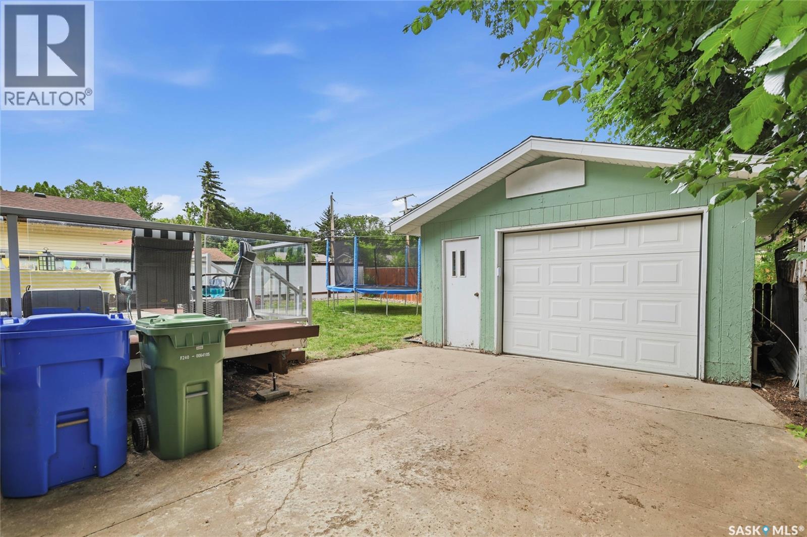 80 Cameron CRESCENT - Image 41