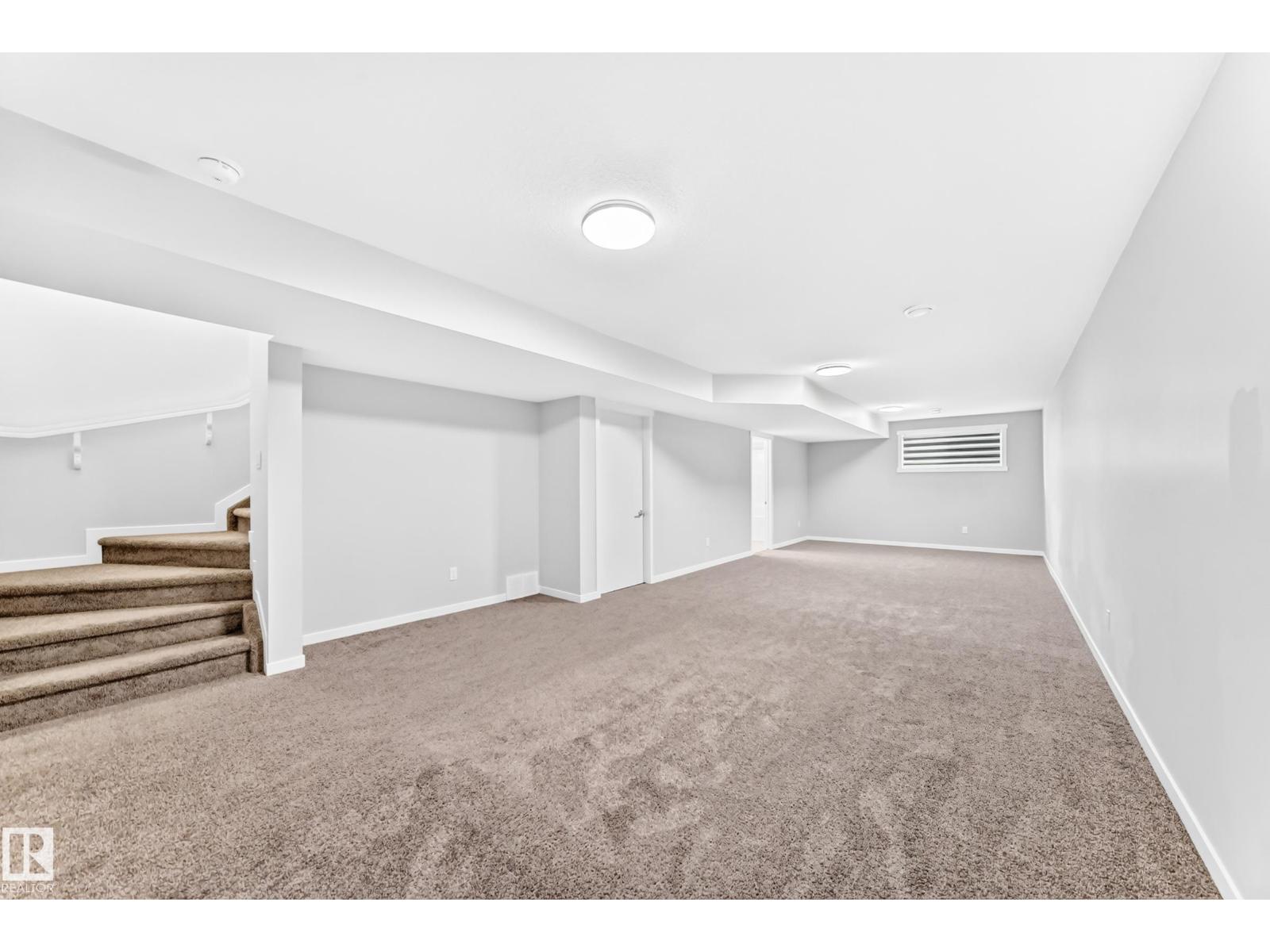 5331 ADMIRAL GIROUARD ST NW - 18