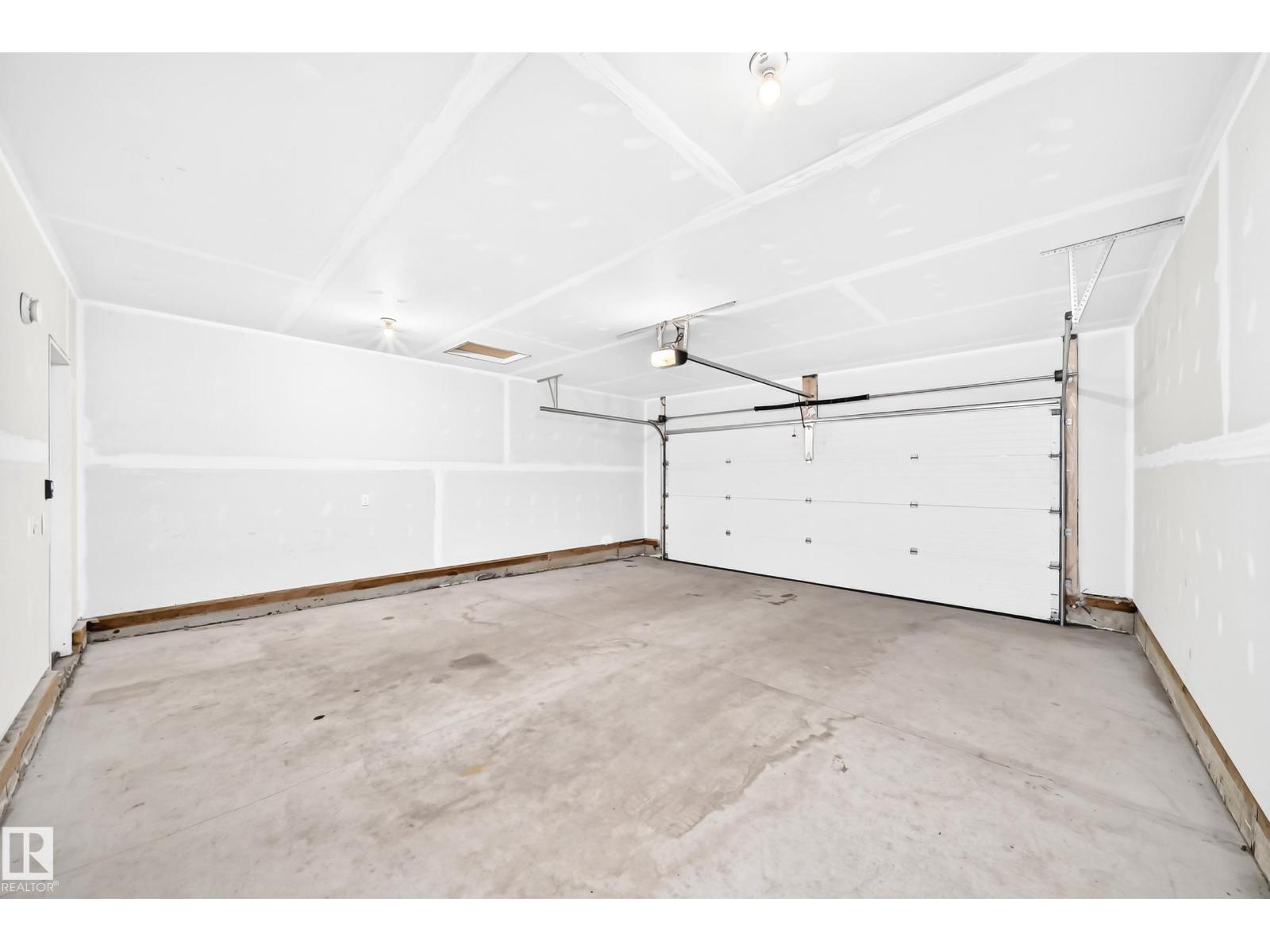 5331 ADMIRAL GIROUARD ST NW - 28
