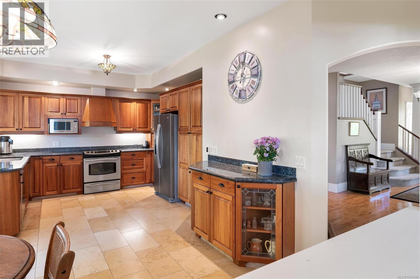 1231 Sutherland Dr - 22