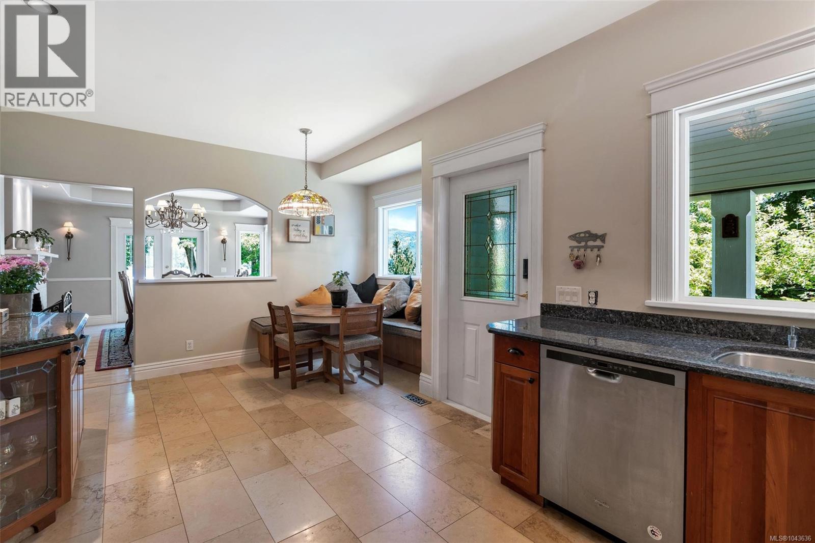 1231 Sutherland Dr - 25
