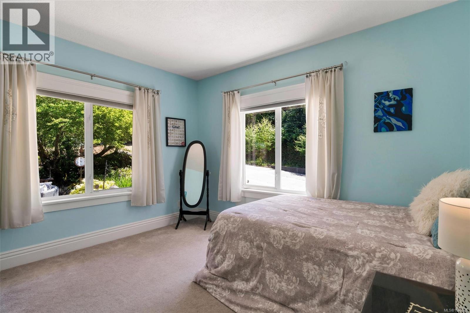 1231 Sutherland Dr - 31