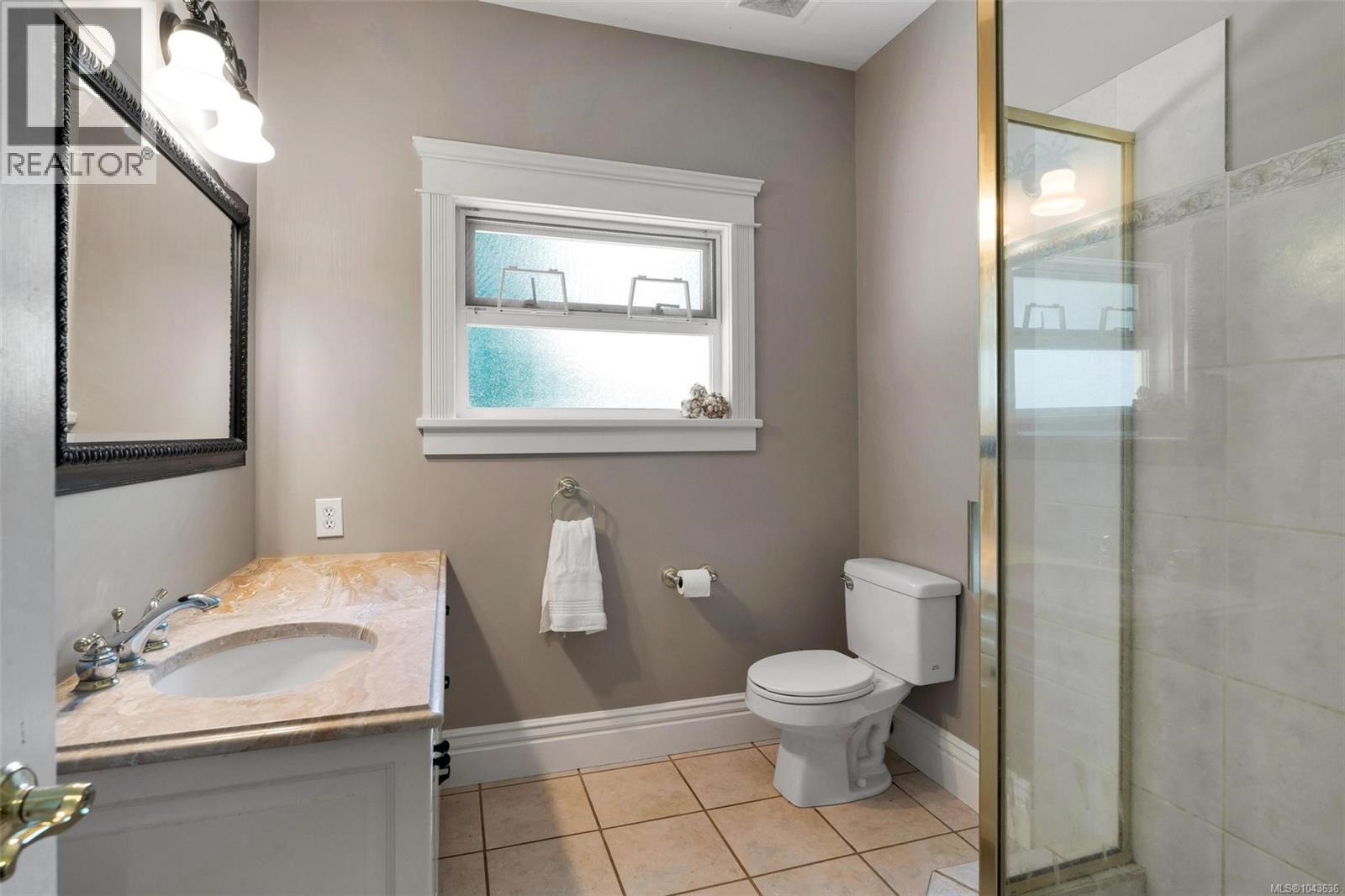 1231 Sutherland Dr - 34