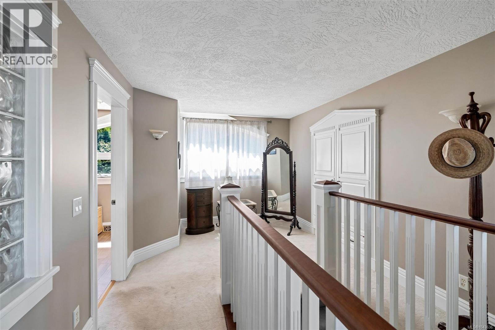1231 Sutherland Dr - 36