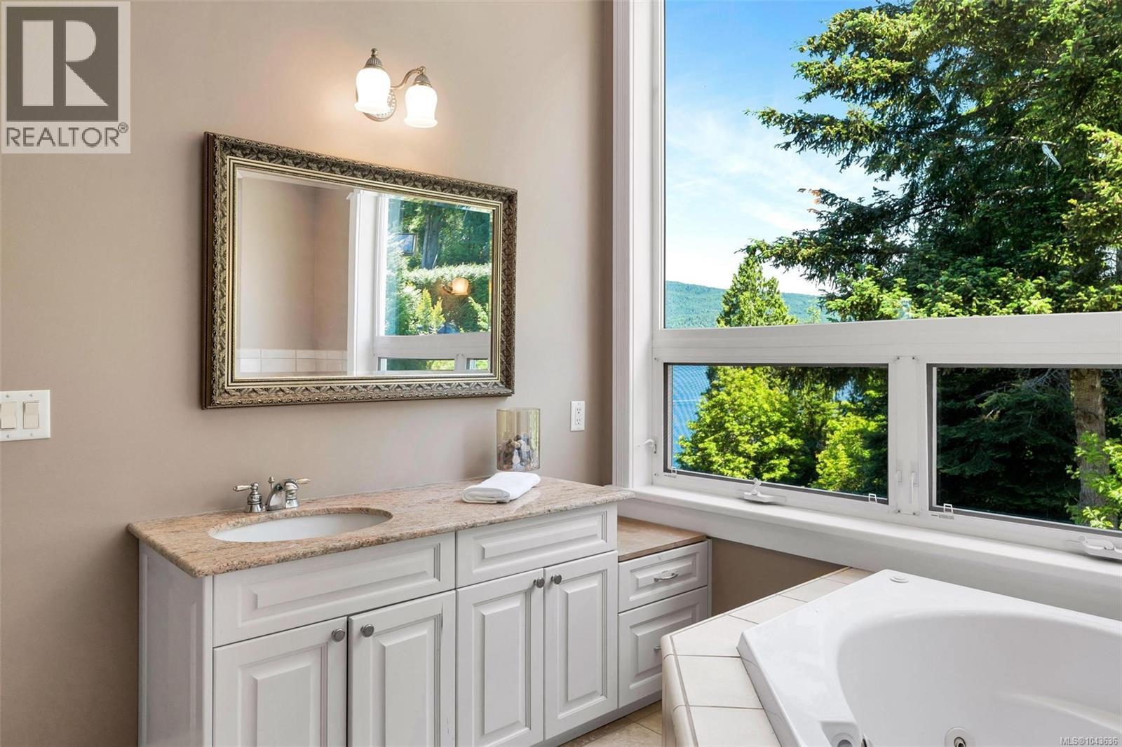 1231 Sutherland Dr - 45