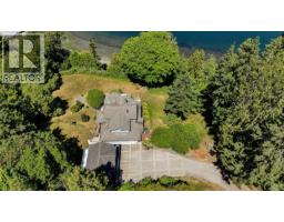 Porch - 1231 Sutherland Dr, Cowichan Bay, BC V0R1N2 Photo 6