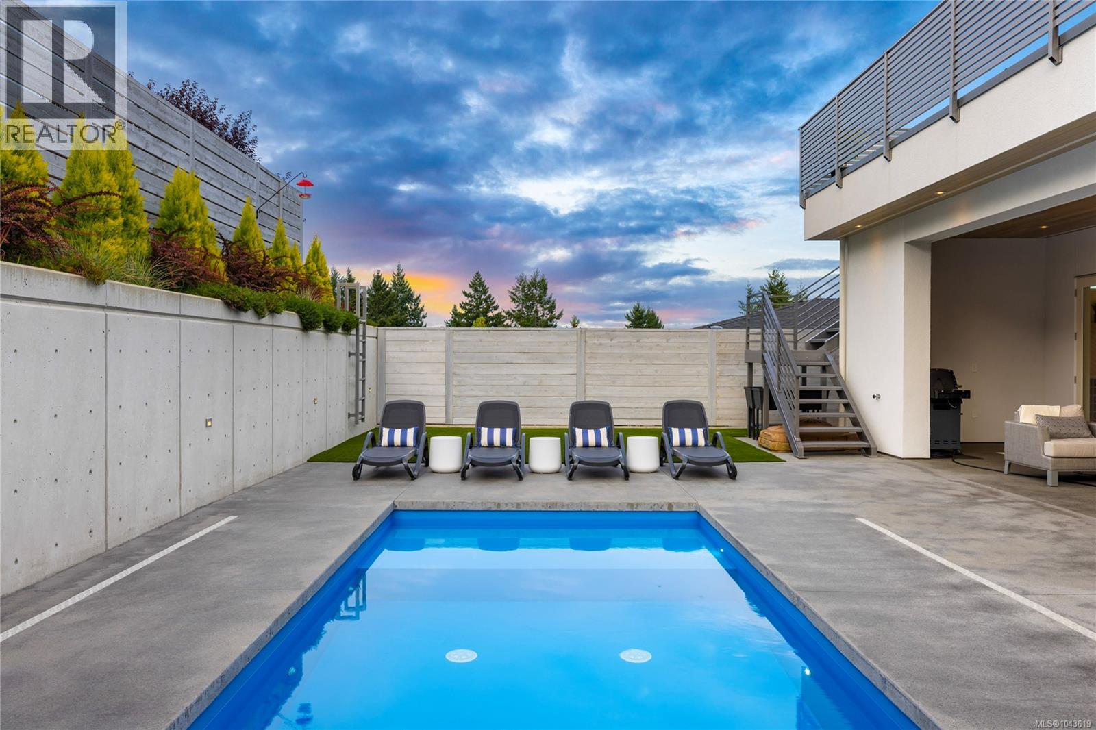156 Golden Oaks Cres - 15