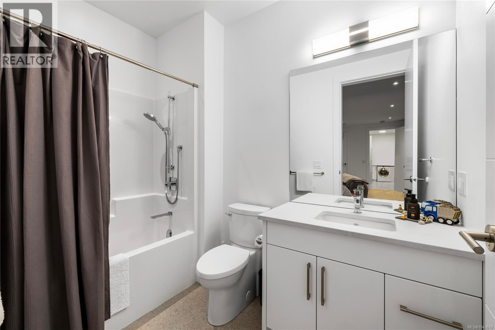 156 Golden Oaks Cres - 56
