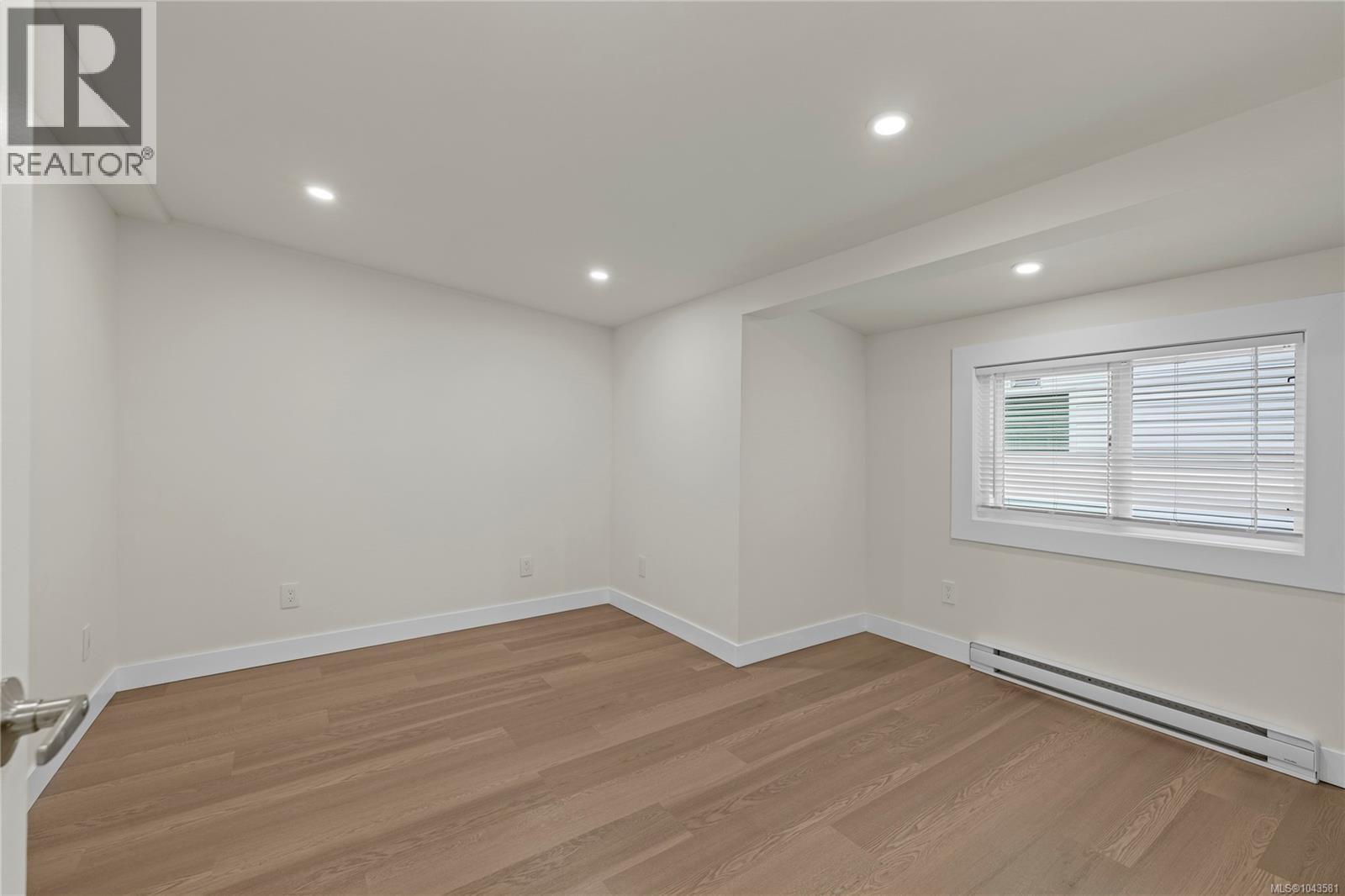 #66 1247 Arbutus Rd - 31