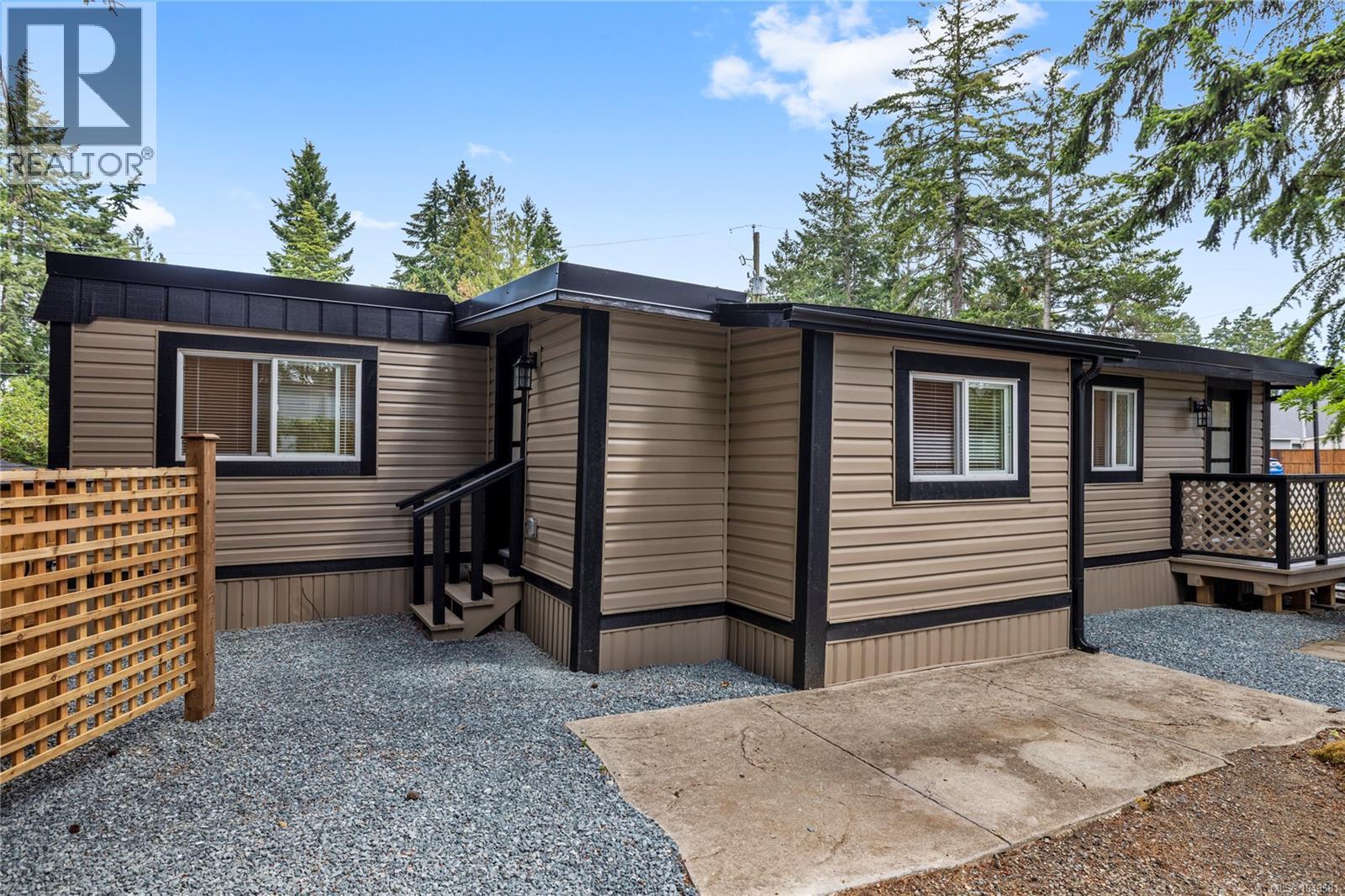 #66 1247 Arbutus Rd - 34