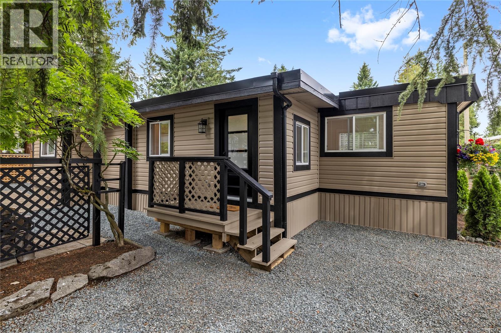 #66 1247 Arbutus Rd - 42
