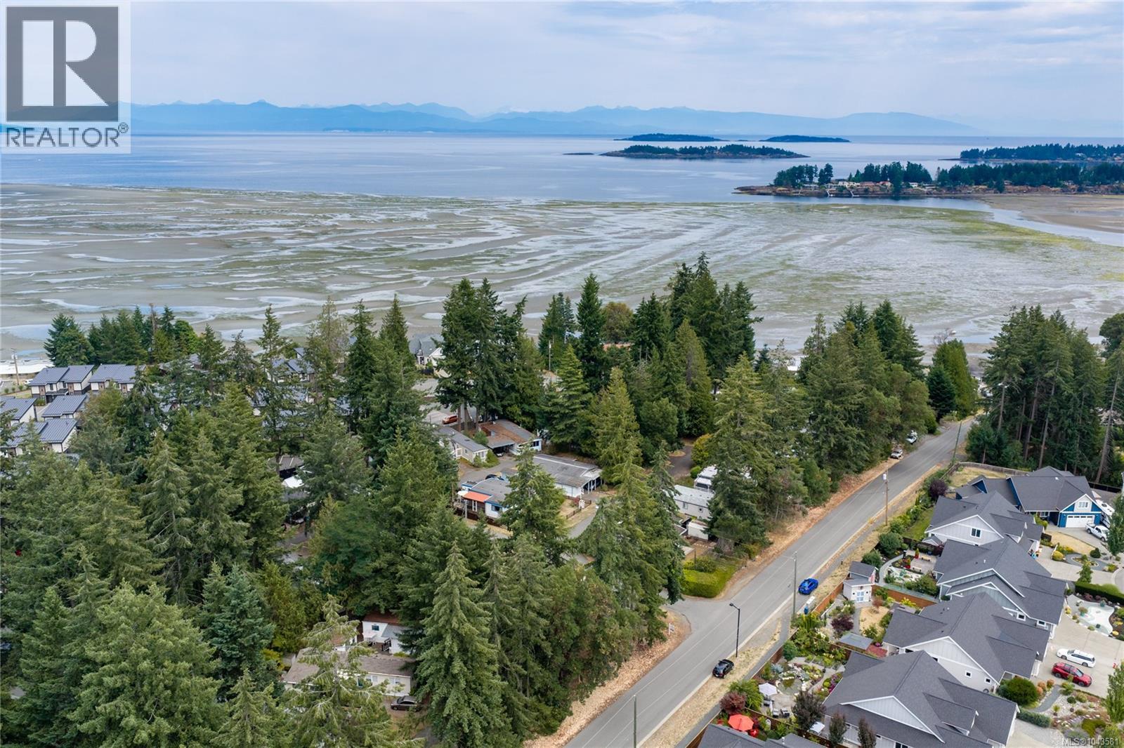 #66 1247 Arbutus Rd - 50