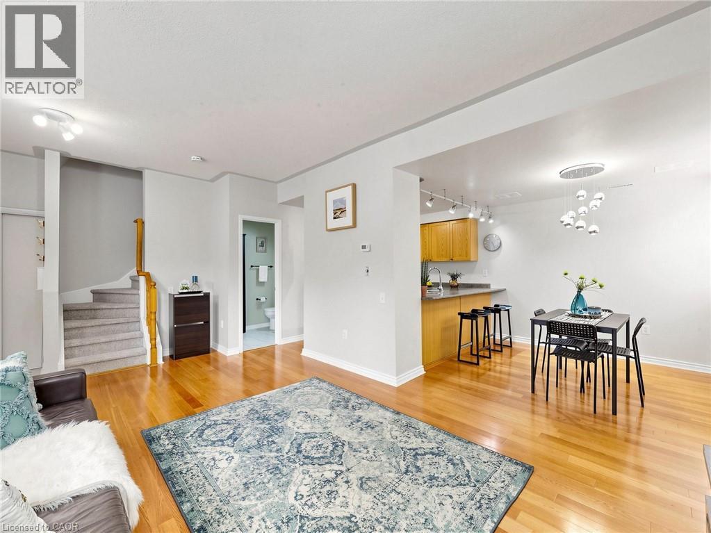#76 760 LAWRENCE Avenue - Image 4
