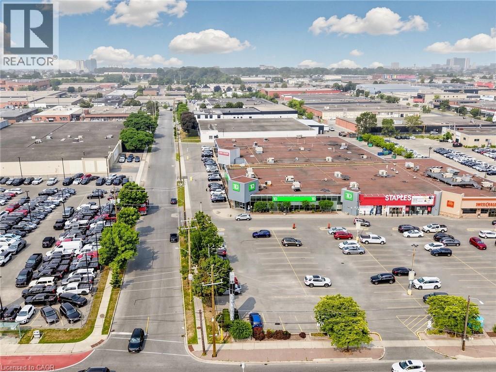 #76 760 LAWRENCE Avenue - Image 40