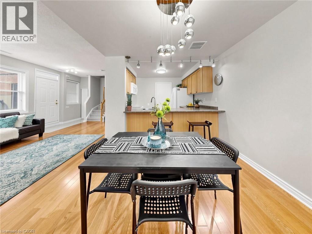 #76 760 LAWRENCE Avenue - Image 8