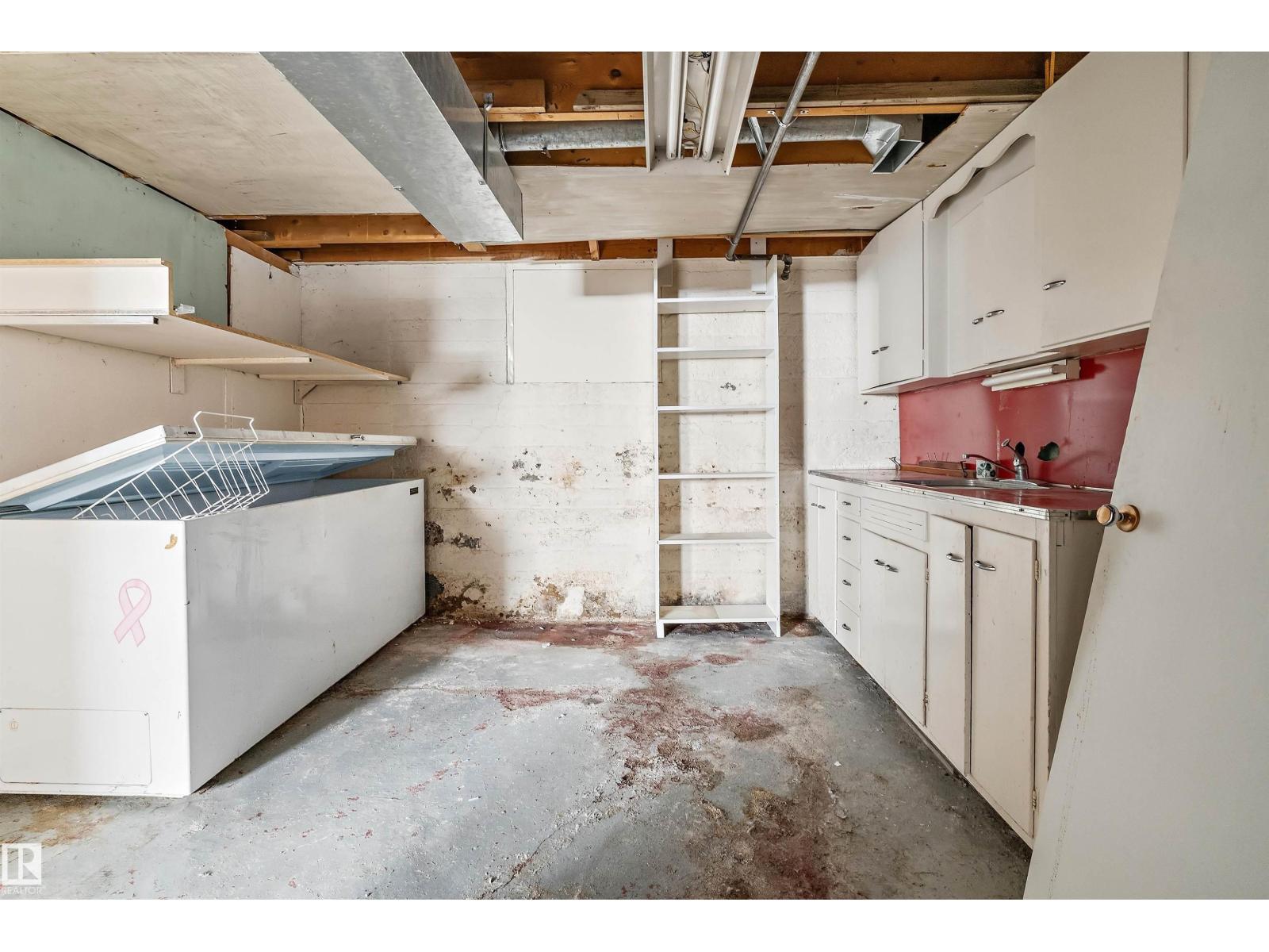 11619 123 ST NW - 15