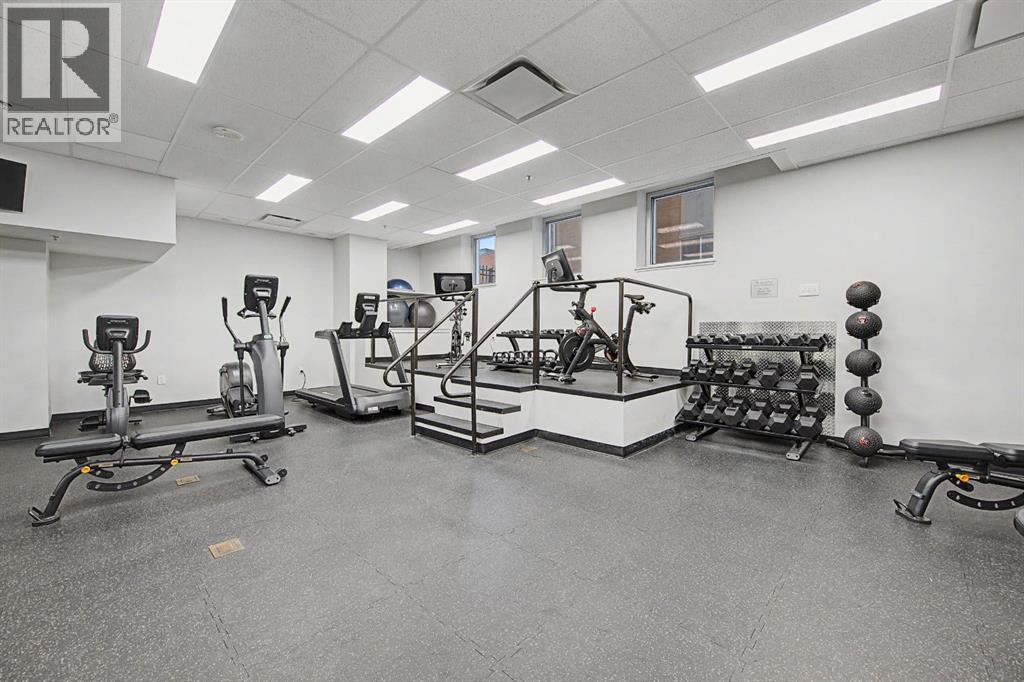 #1900 817 15 Avenue SW - 33