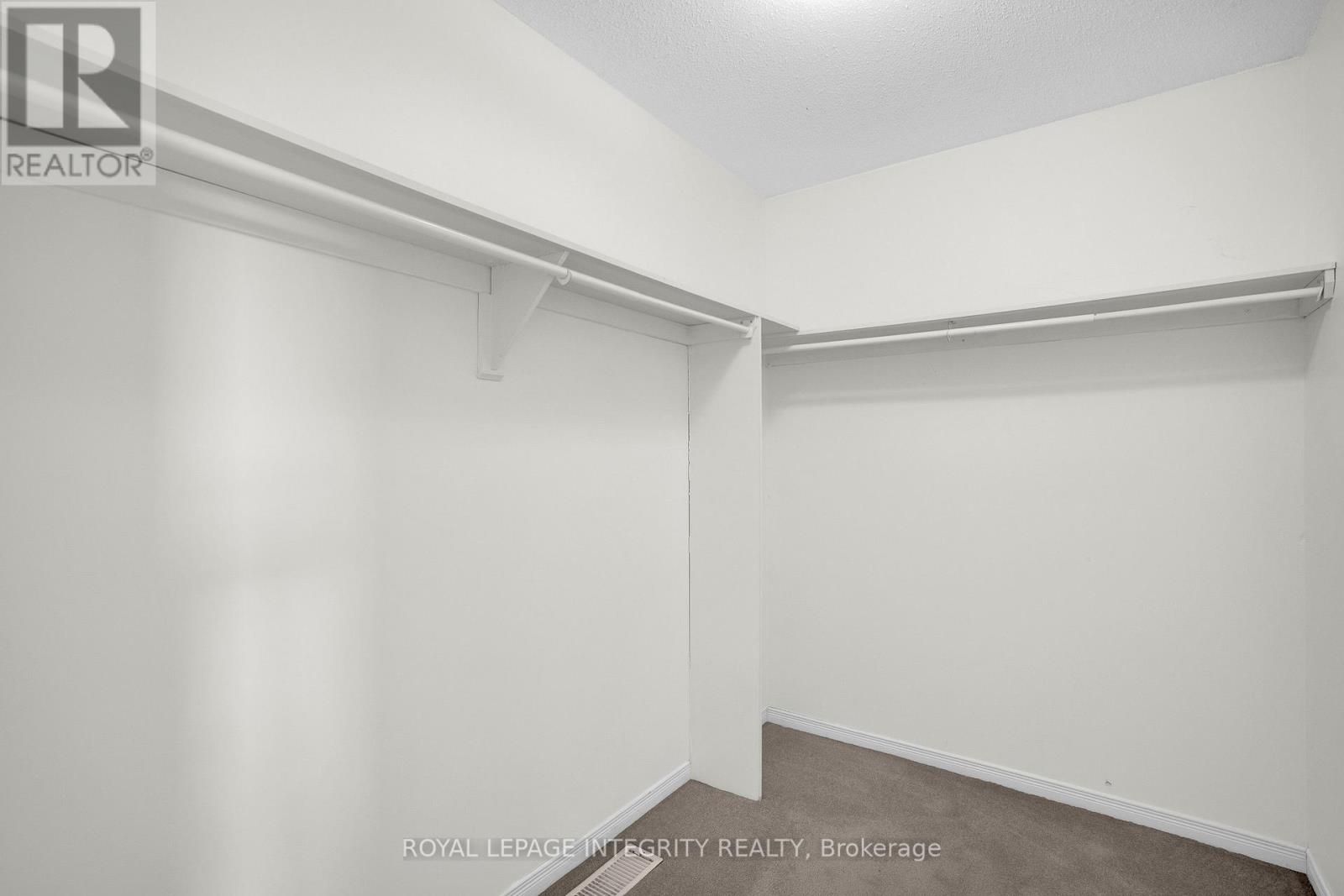 69 GOLDRIDGE DRIVE - 28