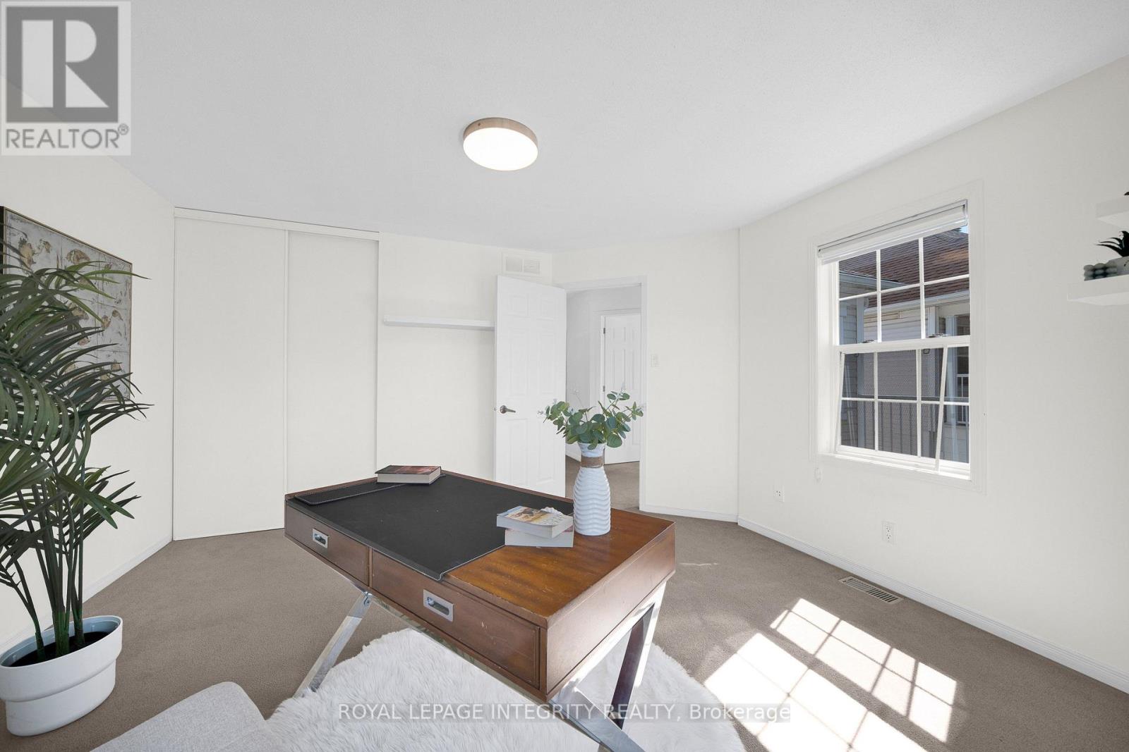 69 GOLDRIDGE DRIVE - 35