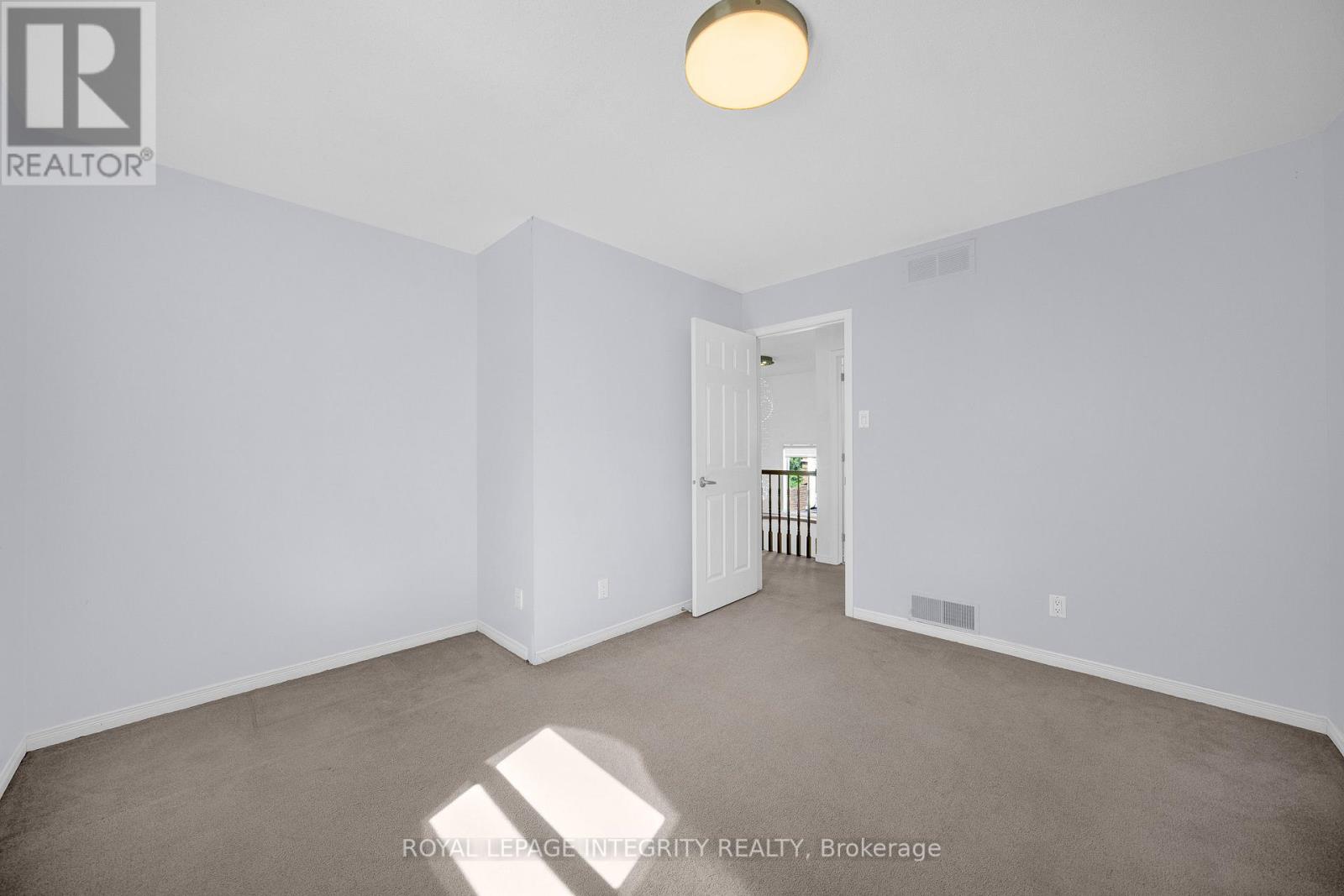 69 GOLDRIDGE DRIVE - 39