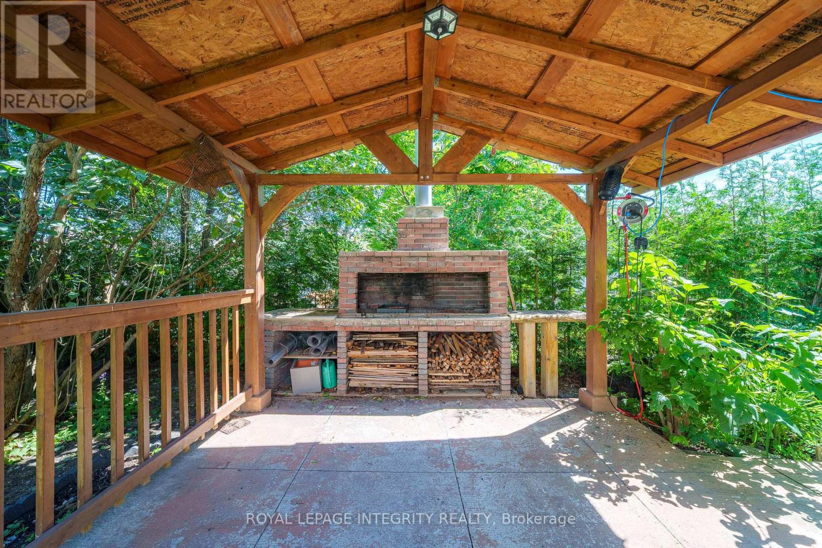 69 GOLDRIDGE DRIVE - 48