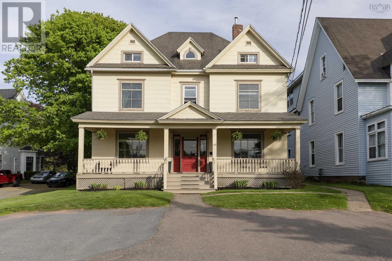 159 Victoria Street E - 1