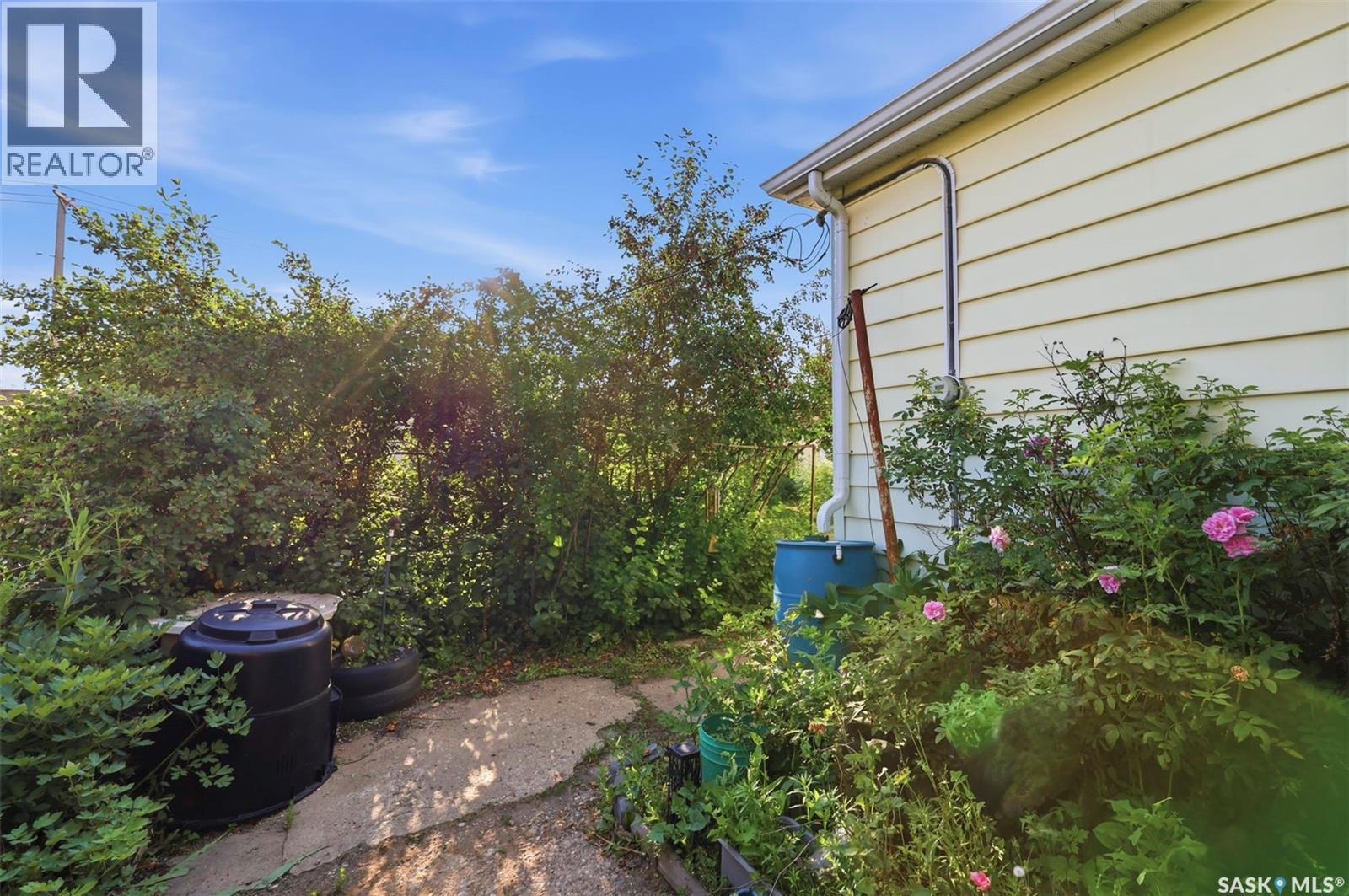 925 O AVENUE S - 21