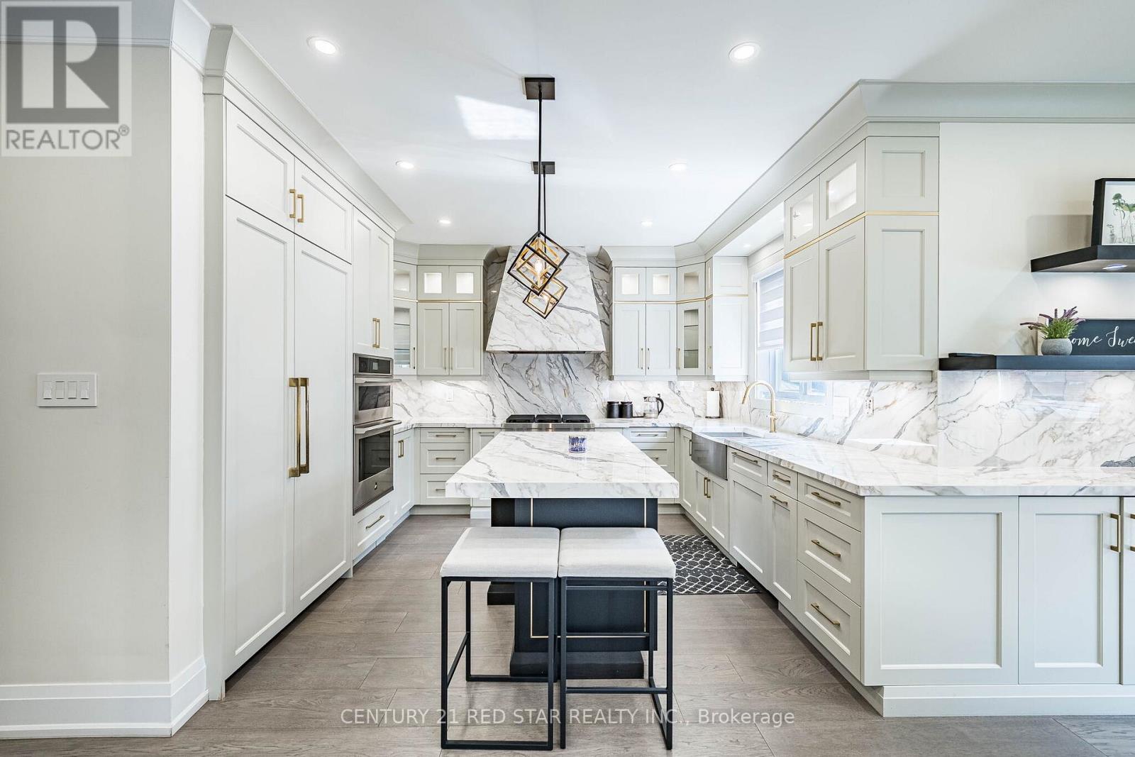 396 DERRYDALE DRIVE - 12