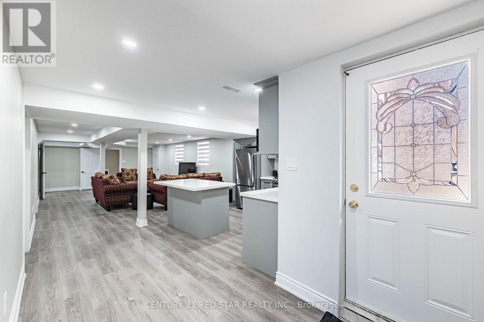 396 DERRYDALE DRIVE - 34