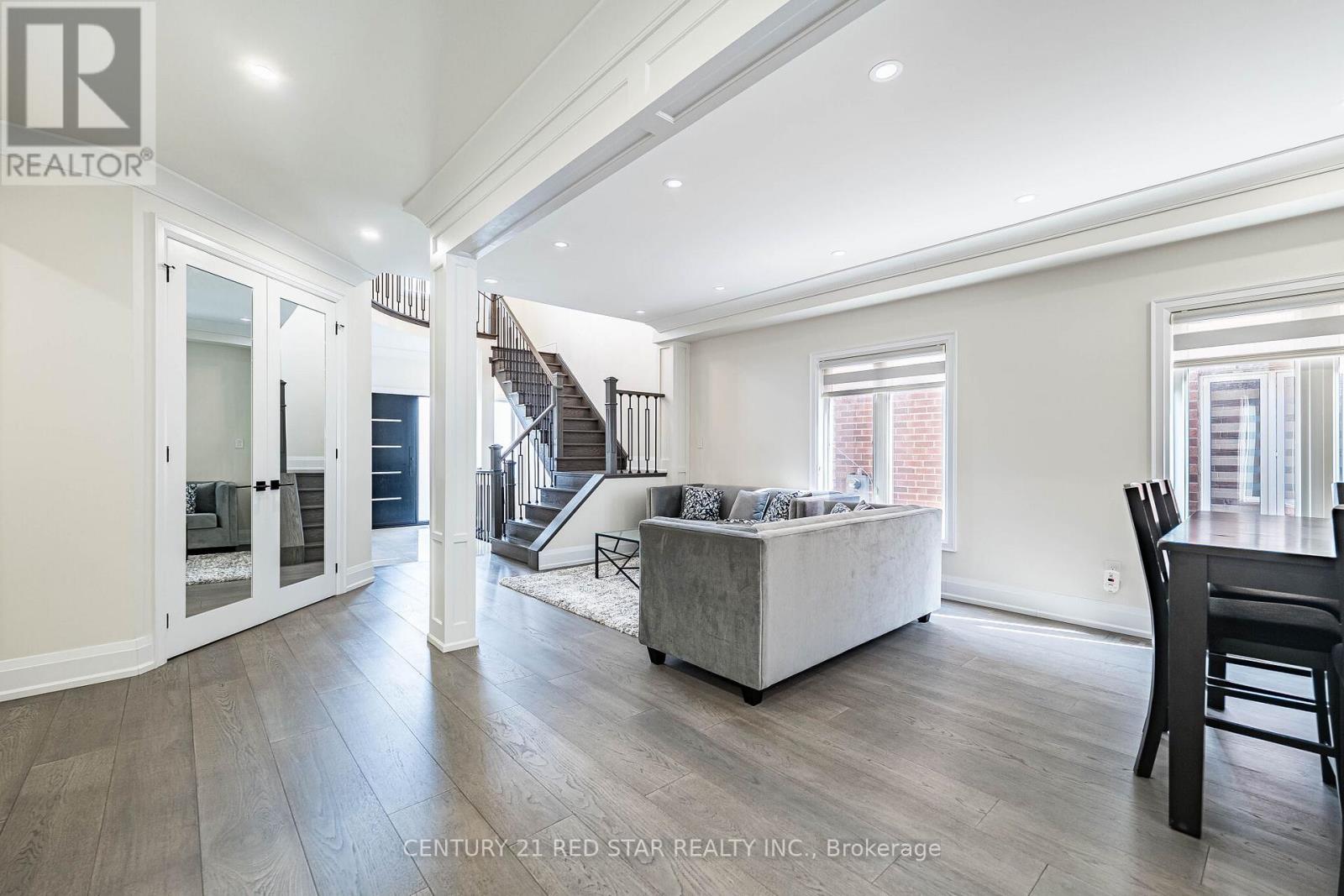 396 DERRYDALE DRIVE - 4